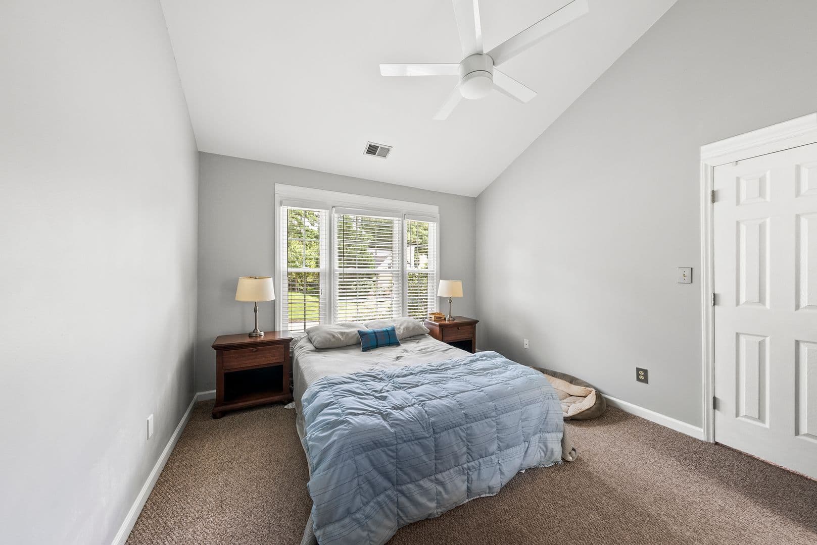 Durham House: 4006 Kettering DR