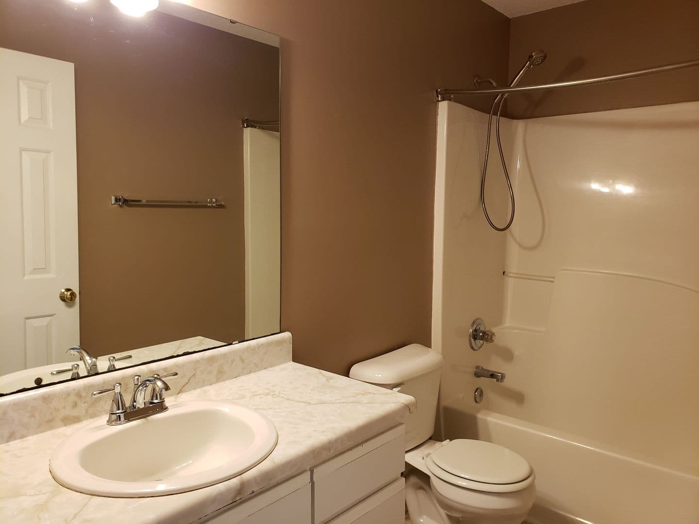 Garner House: 123 Plumgrove Lane