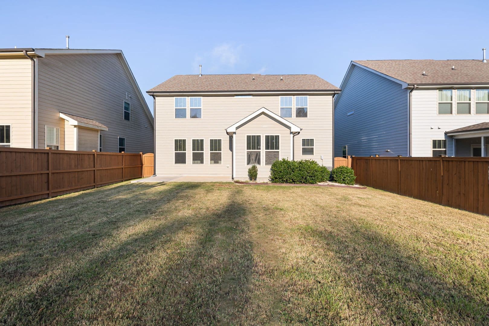 Wendell House: 521 Groveview Wynd Dr