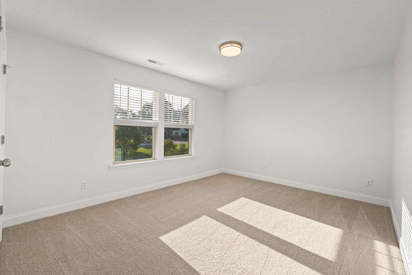 Wendell House: 521 Groveview Wynd Dr