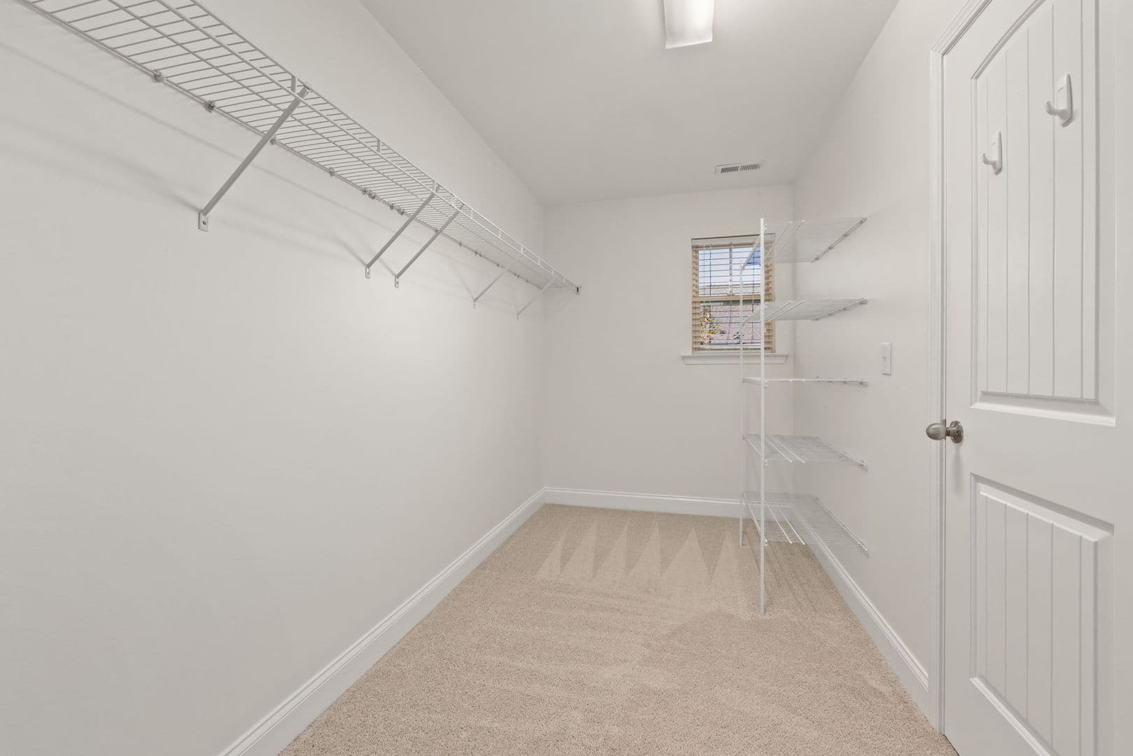 Wendell House: 521 Groveview Wynd Dr