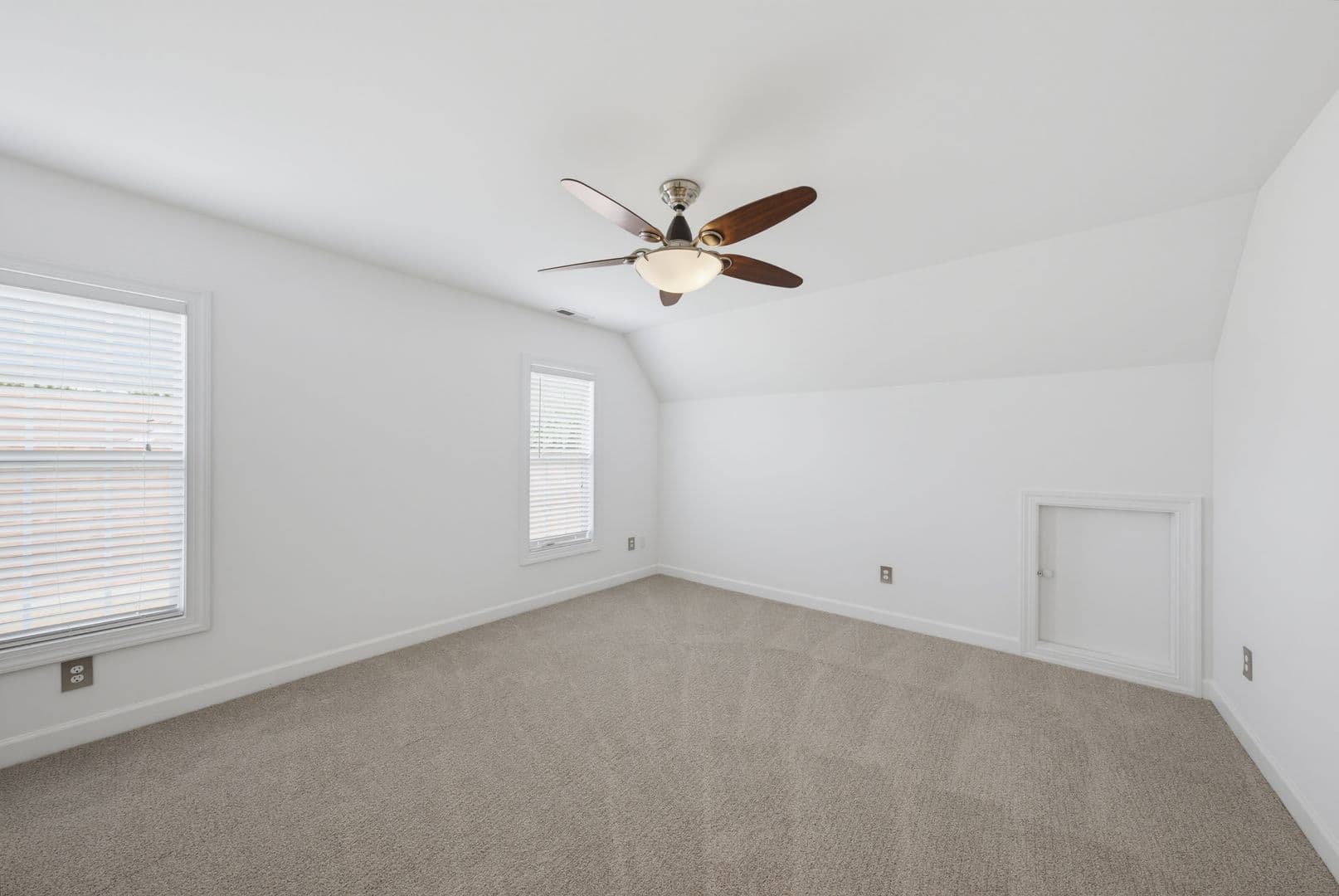 Raleigh House: 2912 Oak Bridge Drive