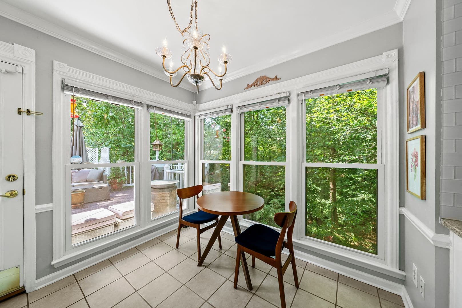 Durham House: 4006 Kettering DR