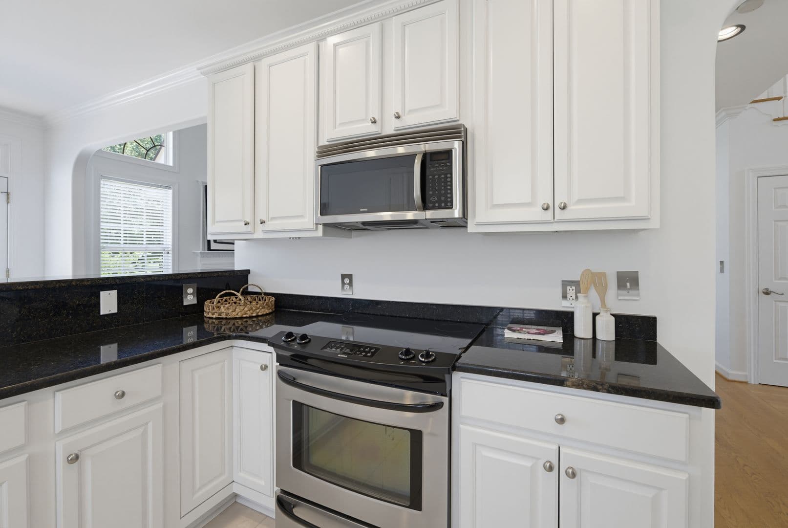 Raleigh House: 2912 Oak Bridge Drive