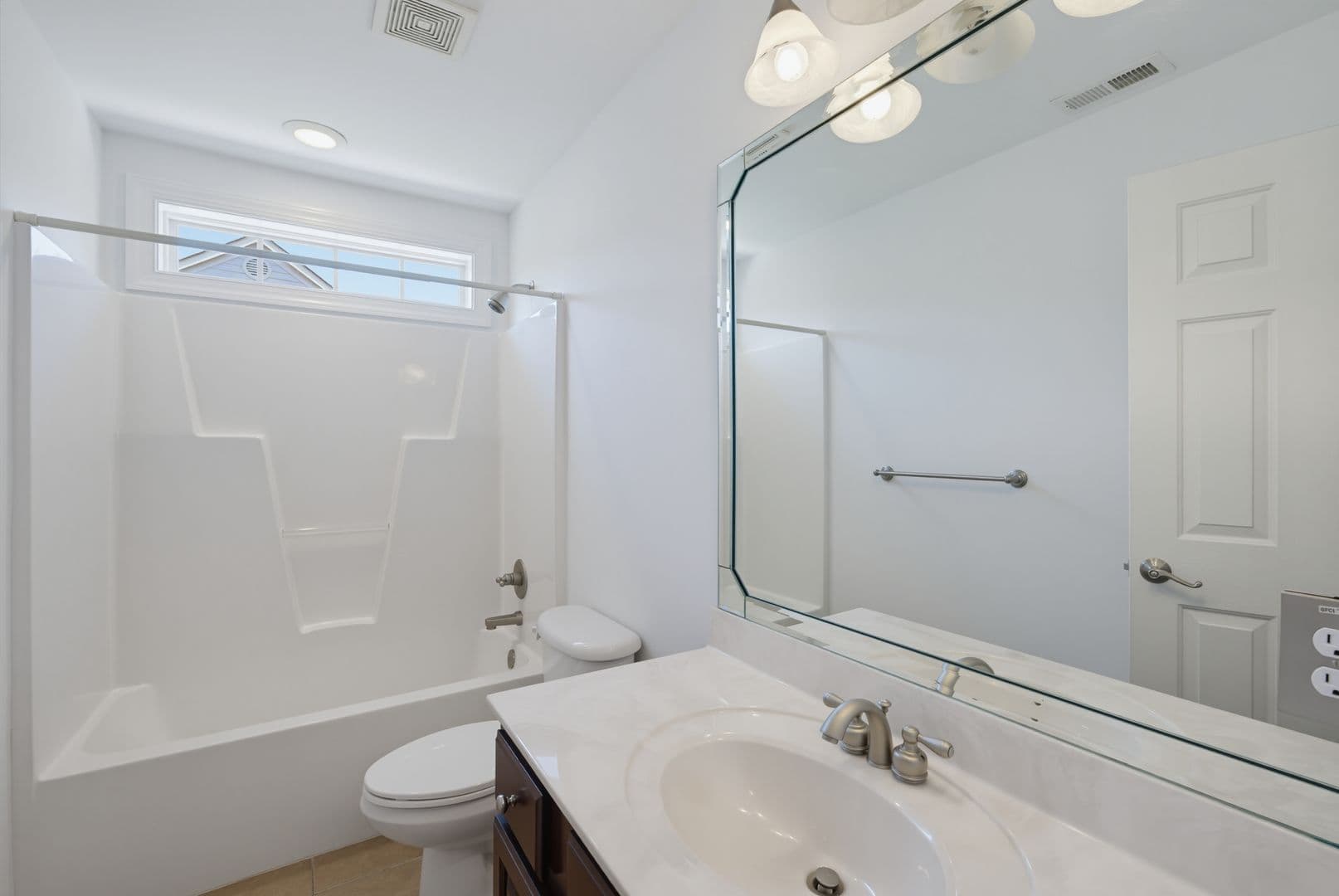Raleigh House: 2912 Oak Bridge Drive