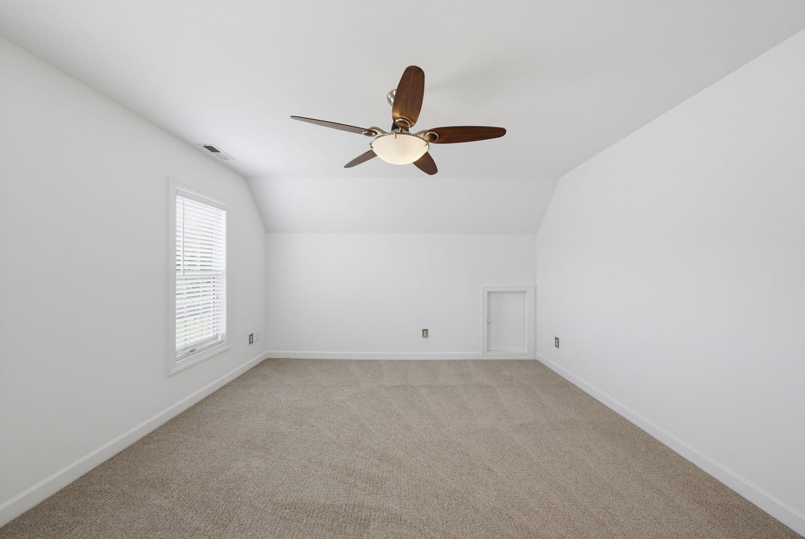 Raleigh House: 2912 Oak Bridge Drive