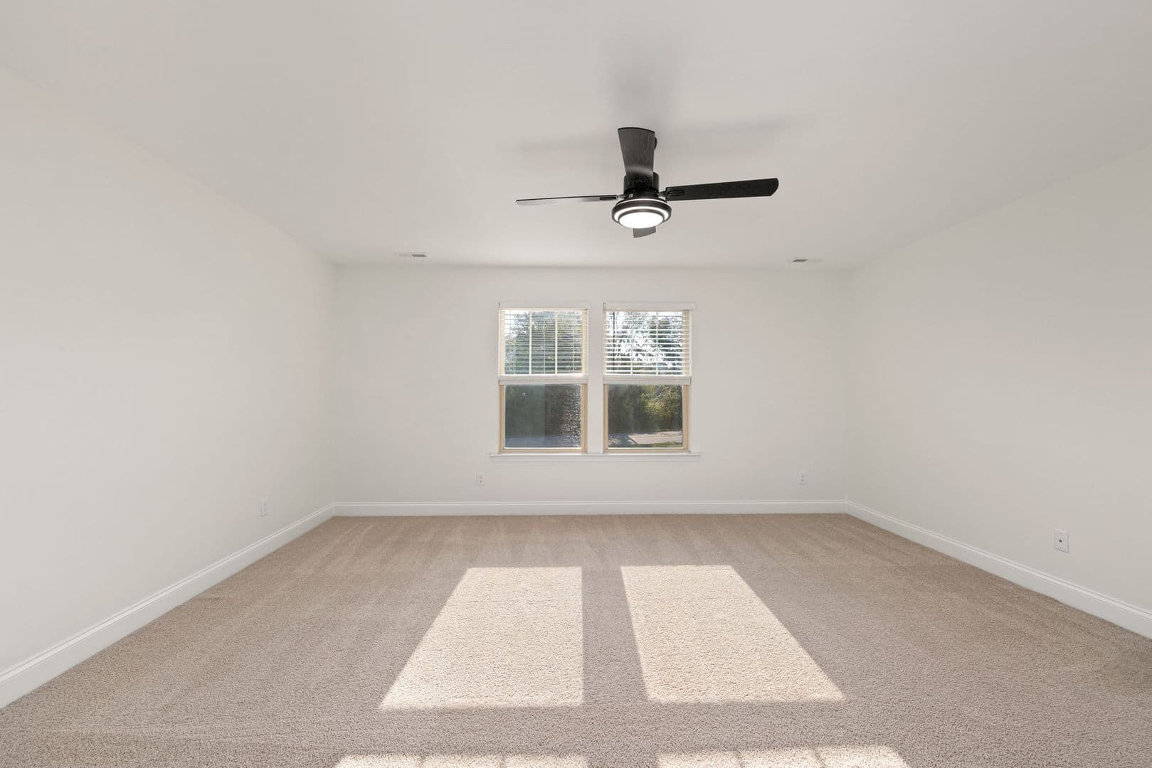 Wendell House: 521 Groveview Wynd Dr