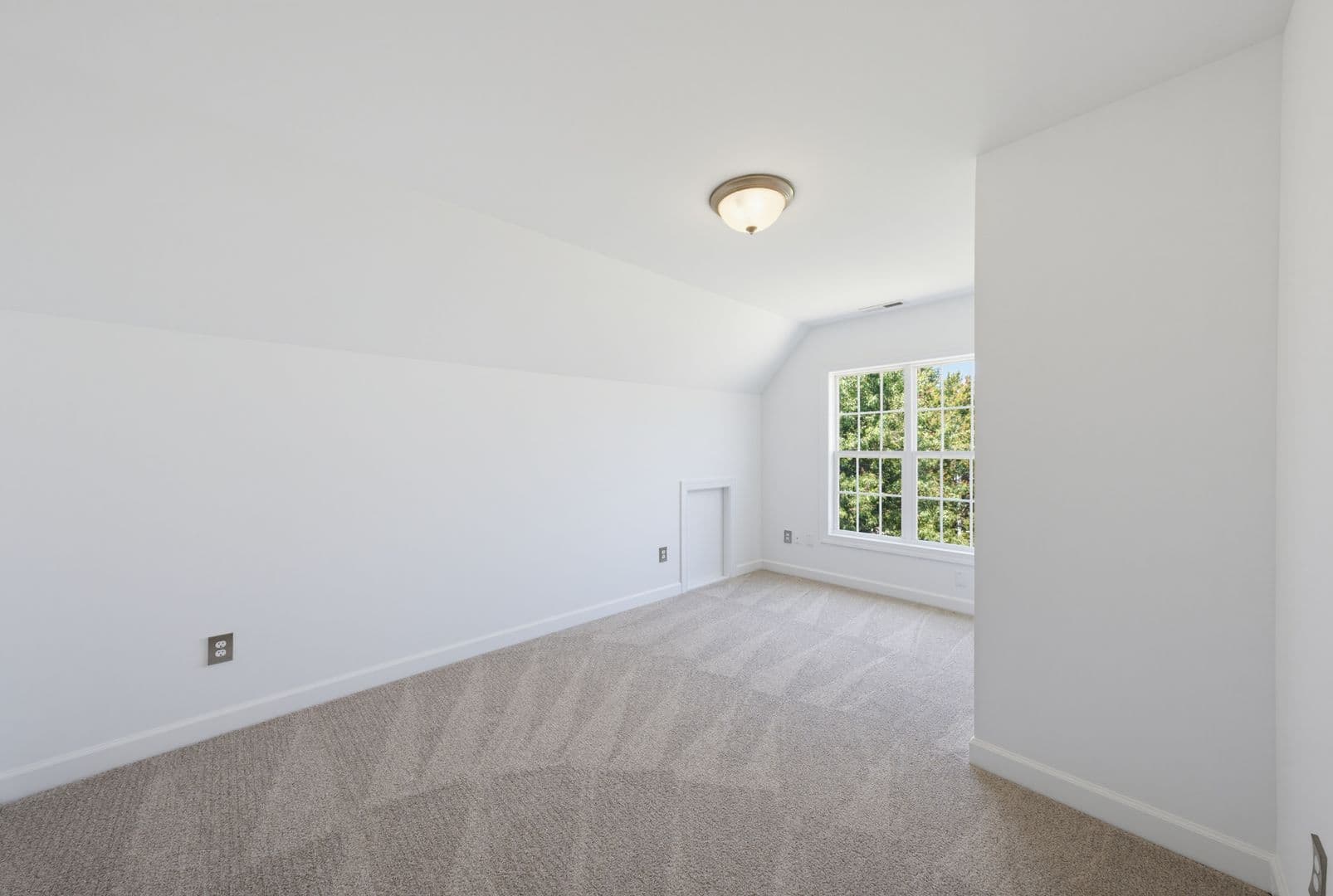 Raleigh House: 2912 Oak Bridge Drive