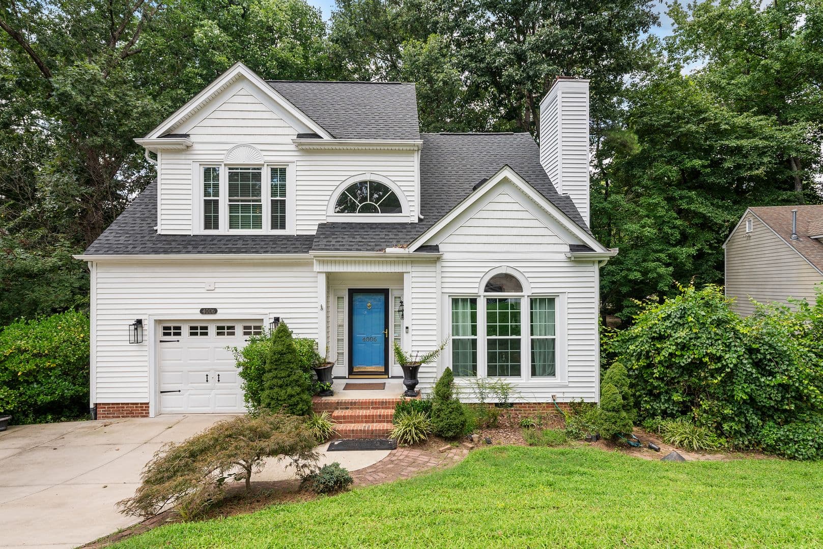 Durham House: 4006 Kettering DR
