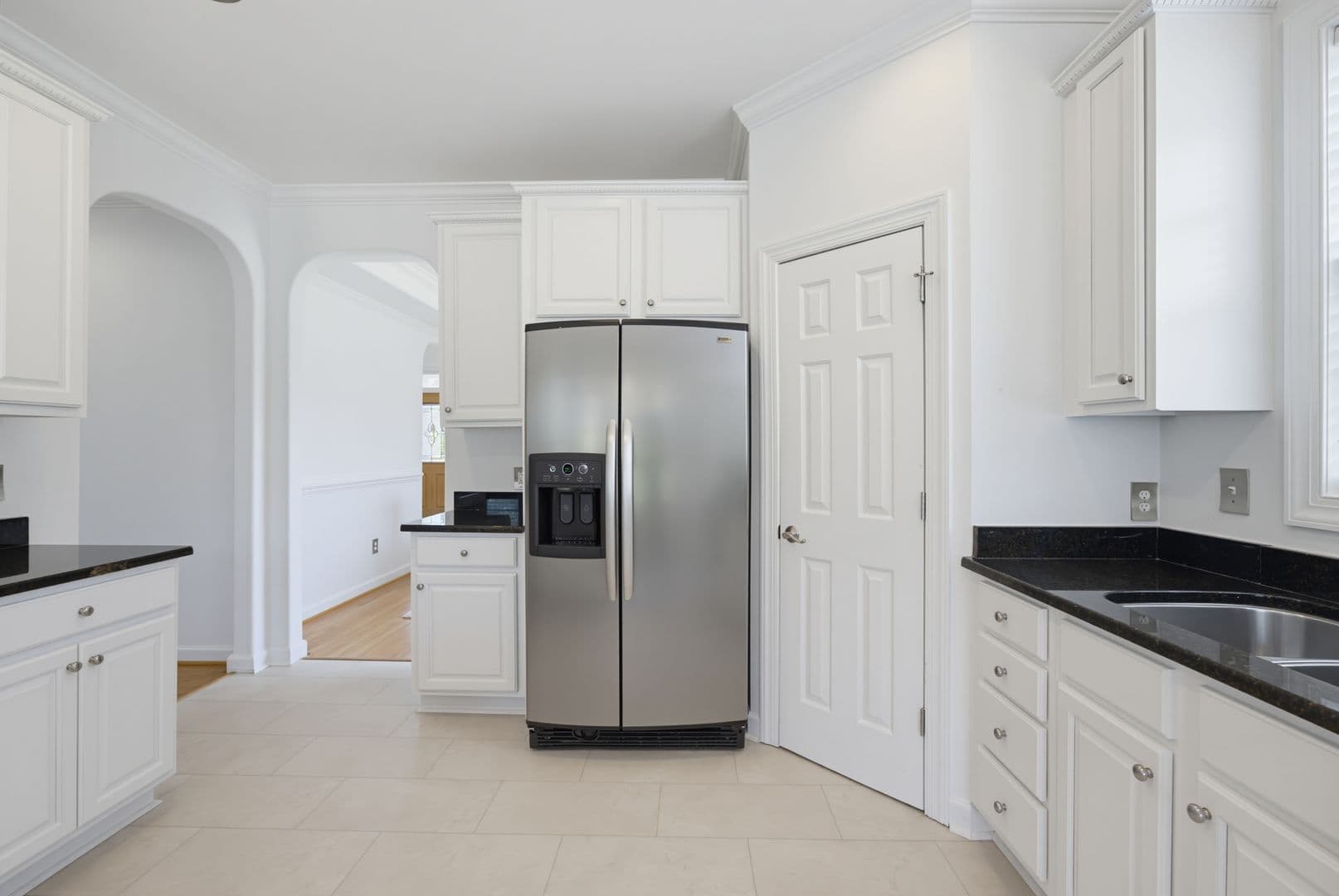 Raleigh House: 2912 Oak Bridge Drive