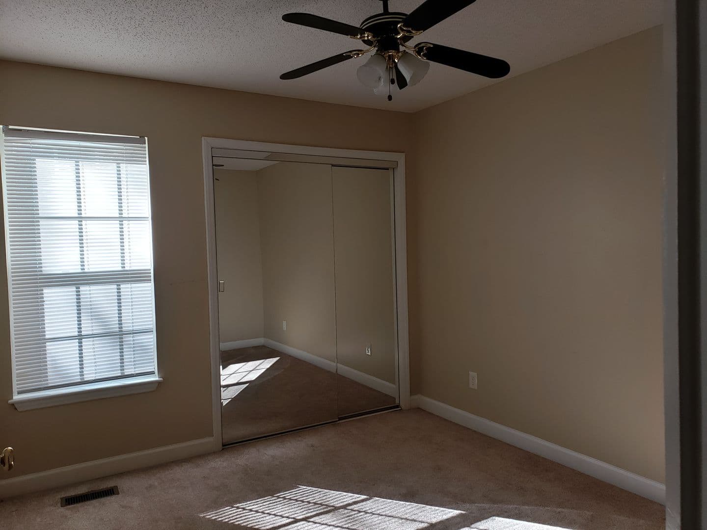 Garner House: 123 Plumgrove Lane