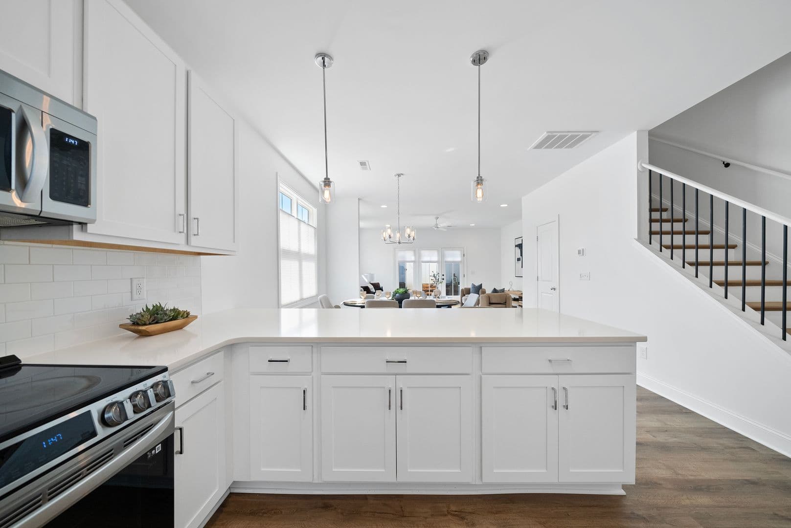 Raleigh House: 5611 Johnson Woods Court