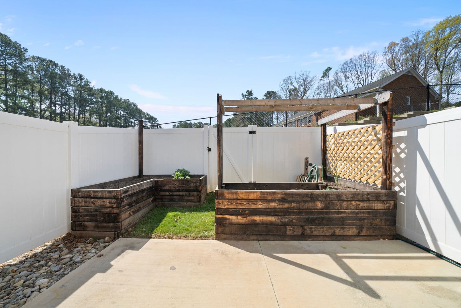 Raleigh House: 5611 Johnson Woods Court