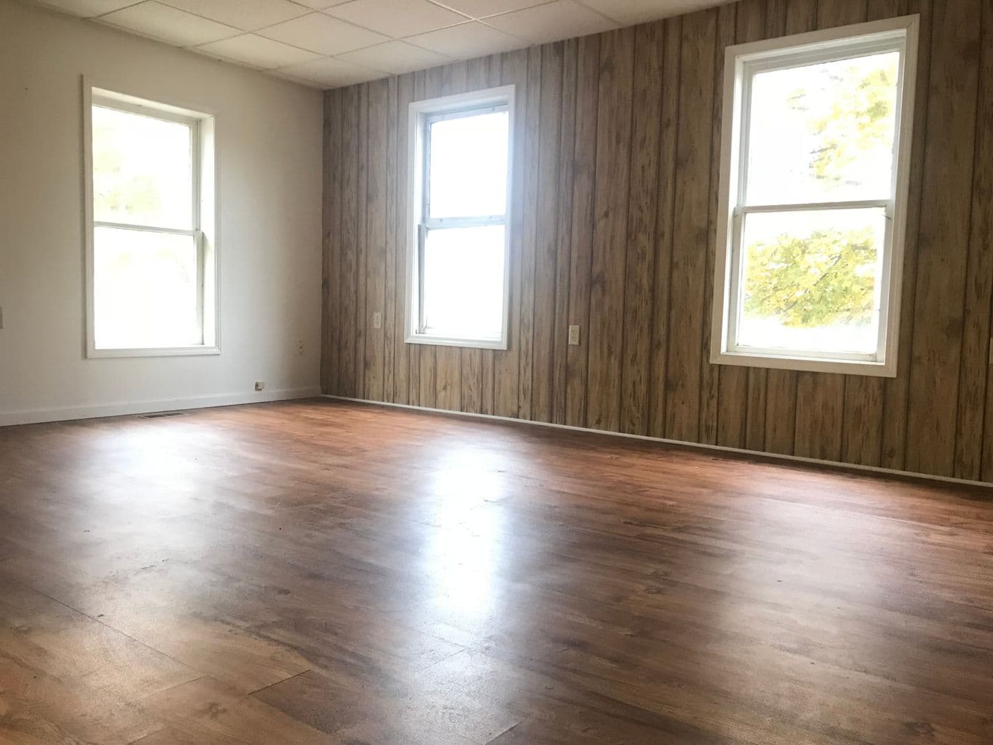 Adrian Apartment: 349 E Church St