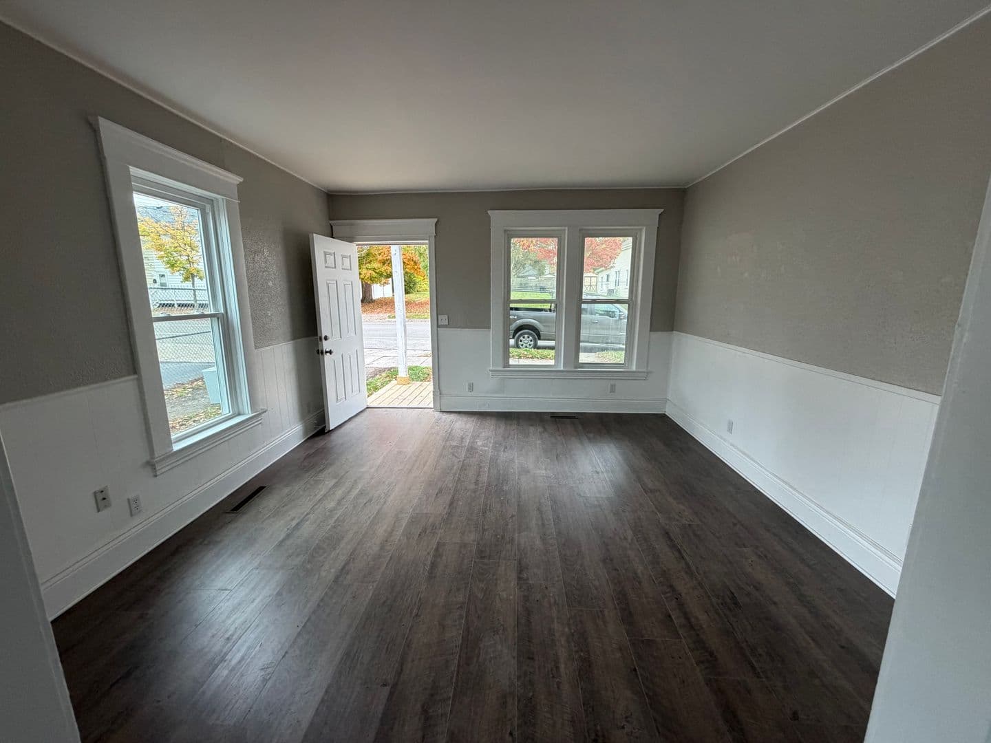 Adrian Apartment: 615 E. Maumee Street