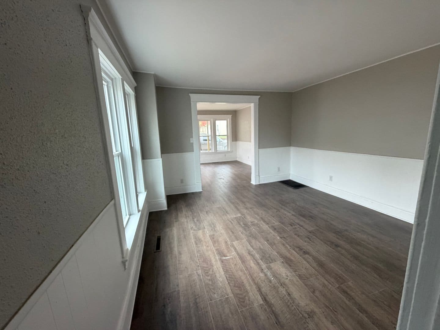 Adrian Apartment: 615 E. Maumee Street