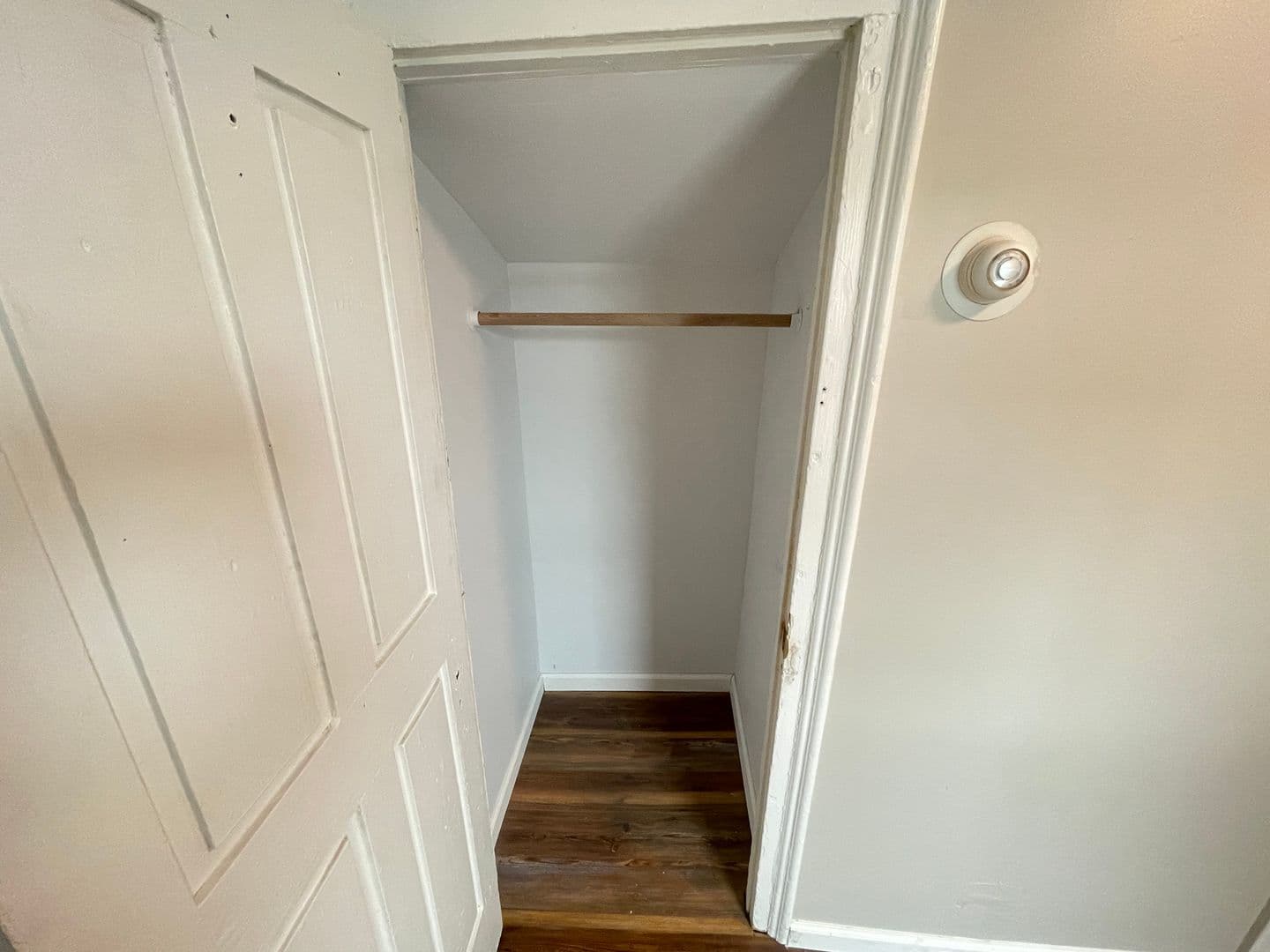 Adrian Apartment: 338 Erie St