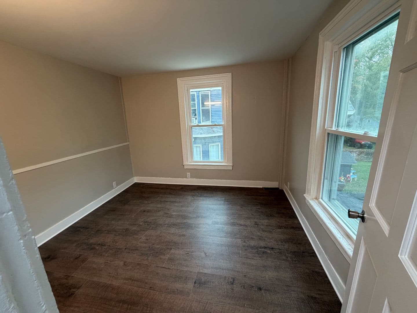 Adrian Apartment: 615 E. Maumee Street