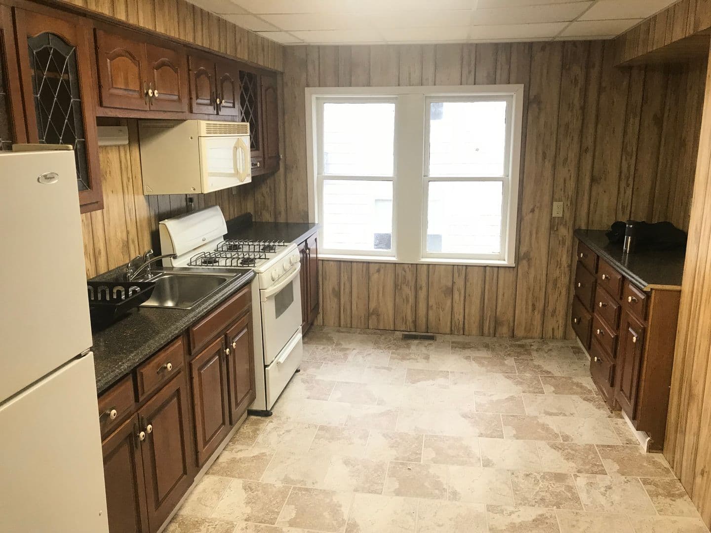 Adrian Apartment: 349 E Church St