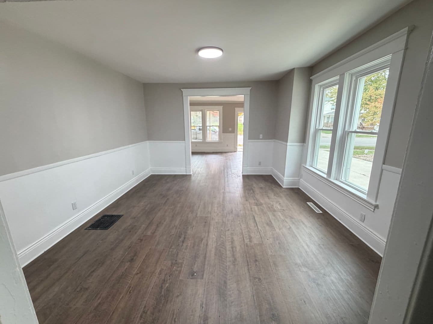 Adrian Apartment: 615 E. Maumee Street