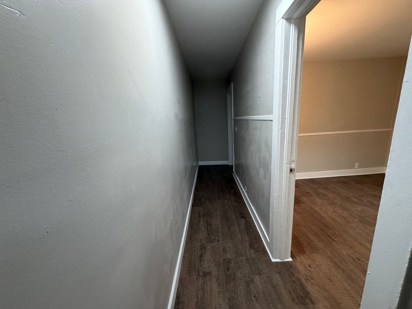Adrian Apartment: 615 E. Maumee Street