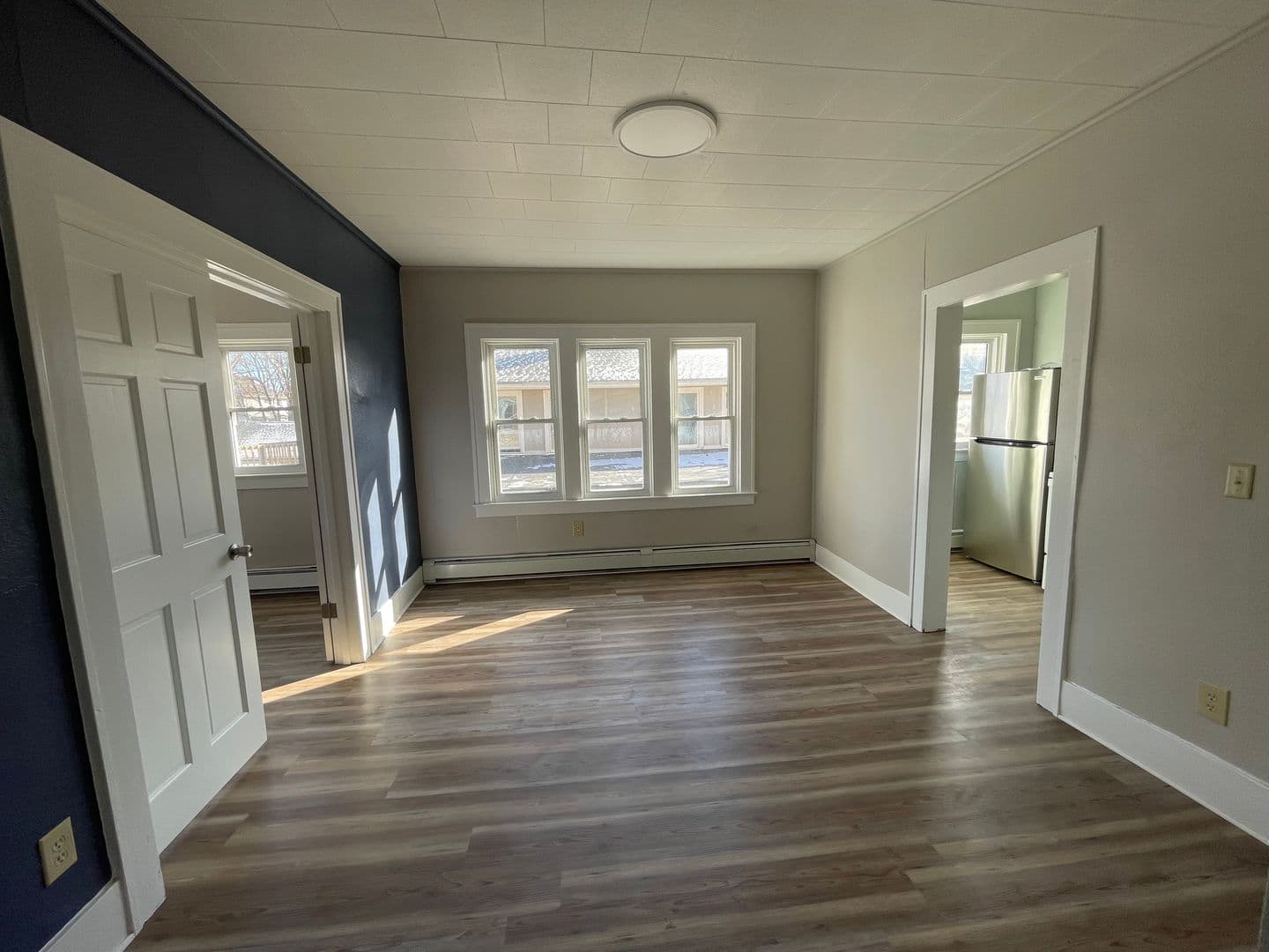 Adrian Apartment: 337 E Church St