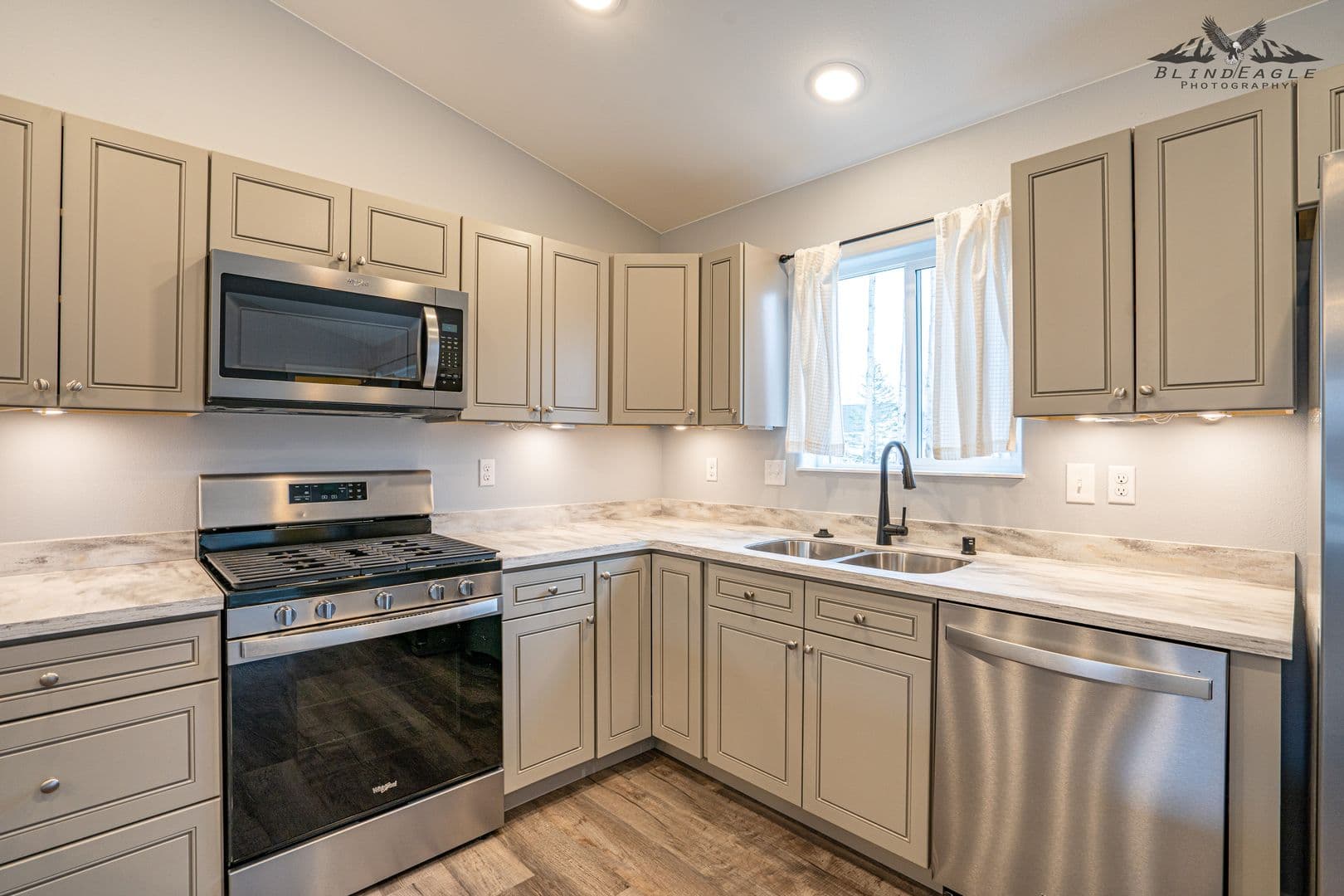 Wasilla Apartment: 5415-5421 W Conner Court