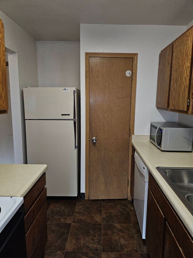 Wasilla Apartment: 340-360 E. Palmer Wasilla Hwy