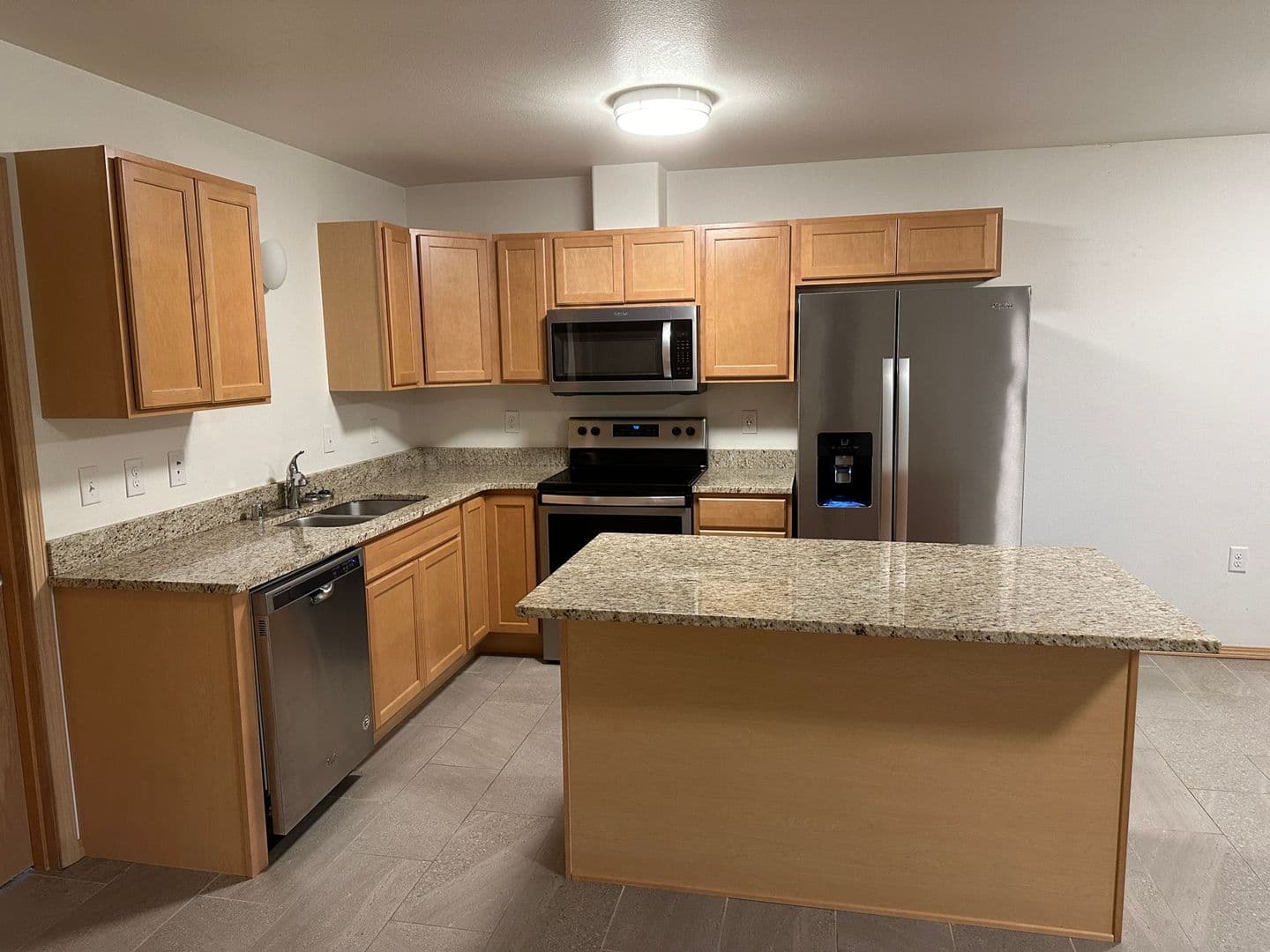 Wasilla Apartment: 680 N Luke Street