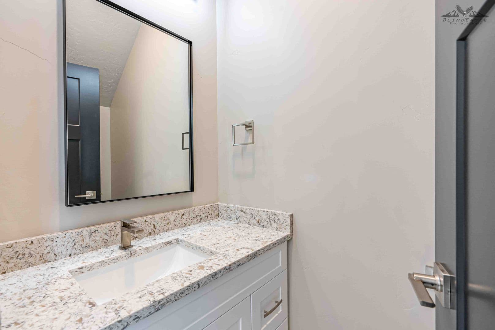 Wasilla Townhome: 7650 E Ashmore Avenue