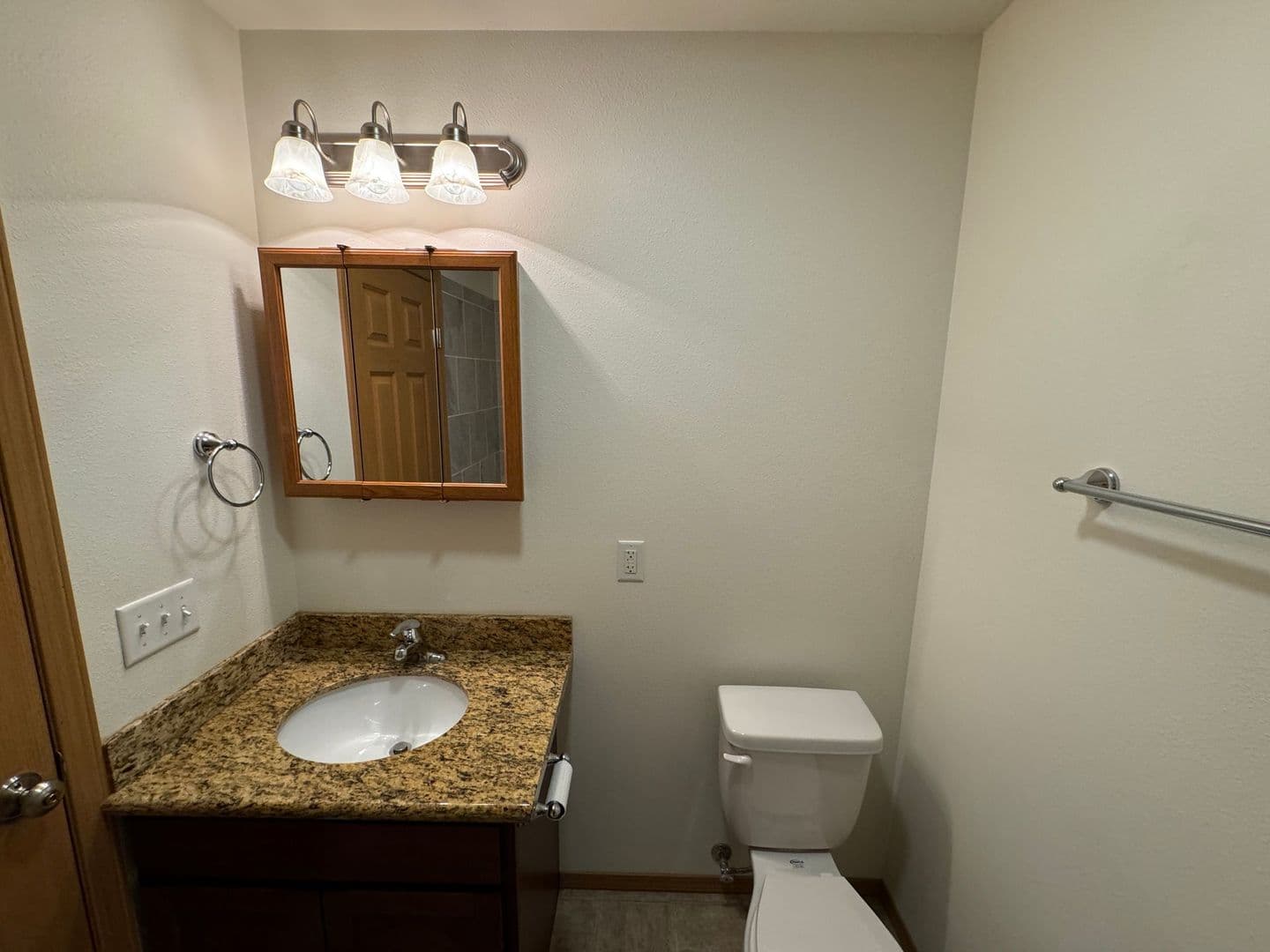 Wasilla Apartment: 5595 S Irwin Drive