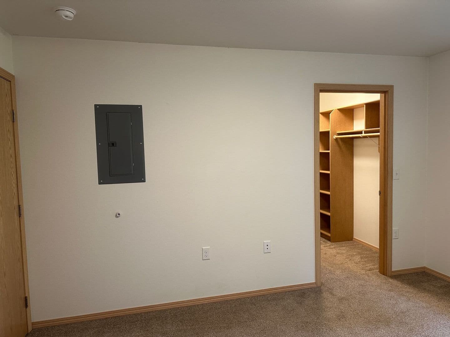 Wasilla Apartment: 680 N Luke Street
