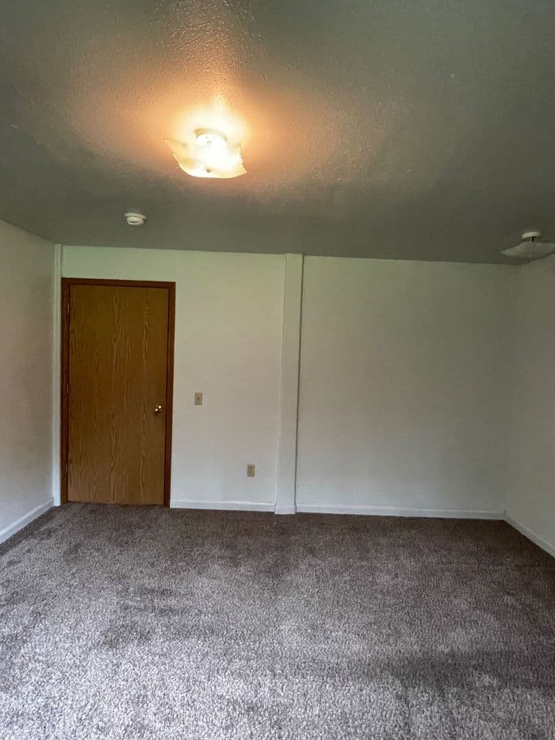 Wasilla Apartment: 4004 E Steven Drive - #5