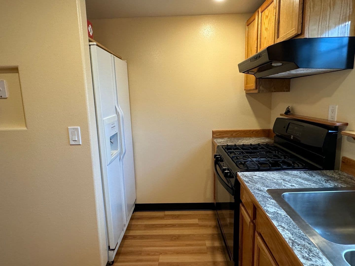 Wasilla House: 2445 W Ben Hogan Avenue