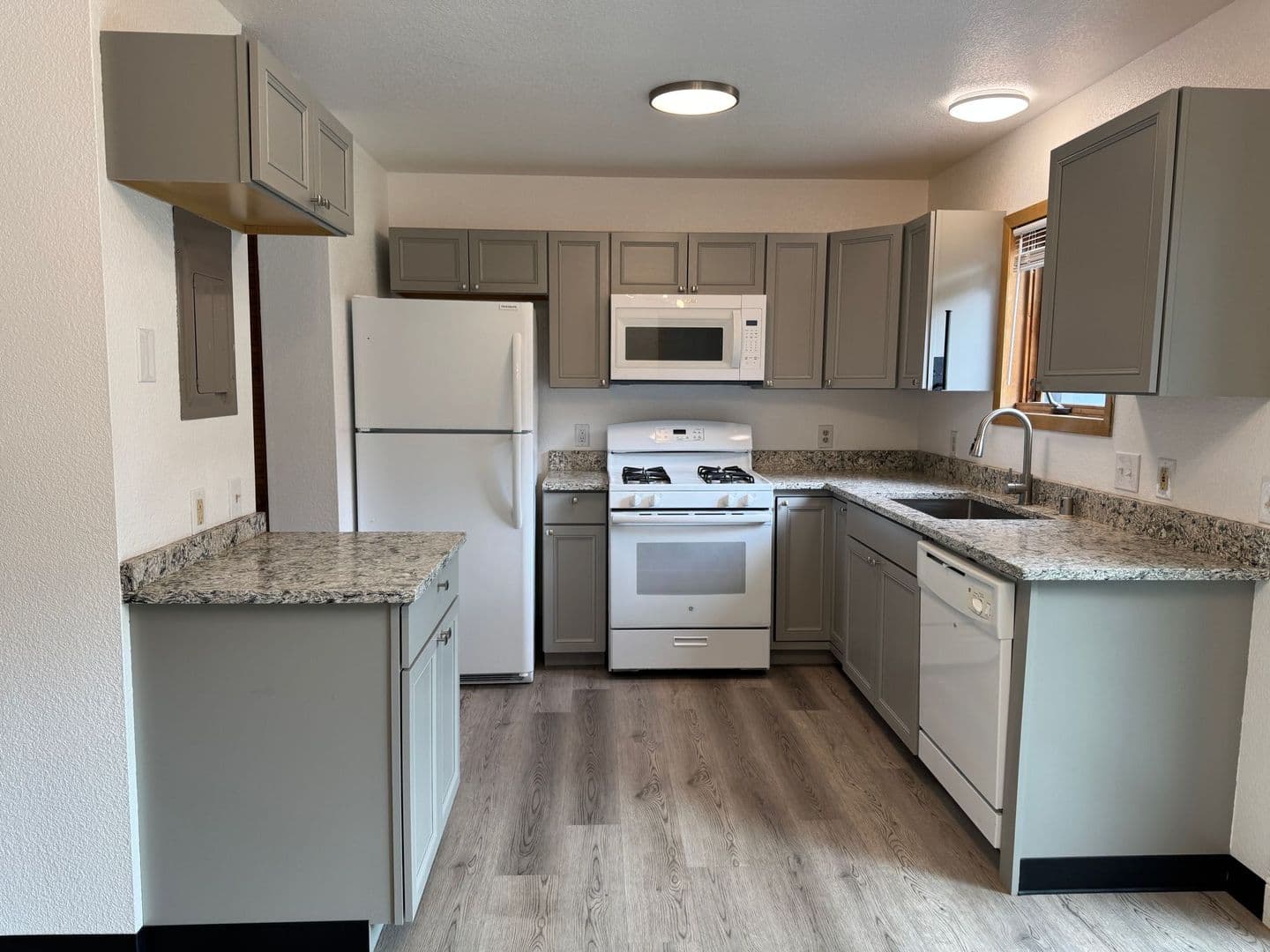 Wasilla Apartment: 150 W Heritage Drive