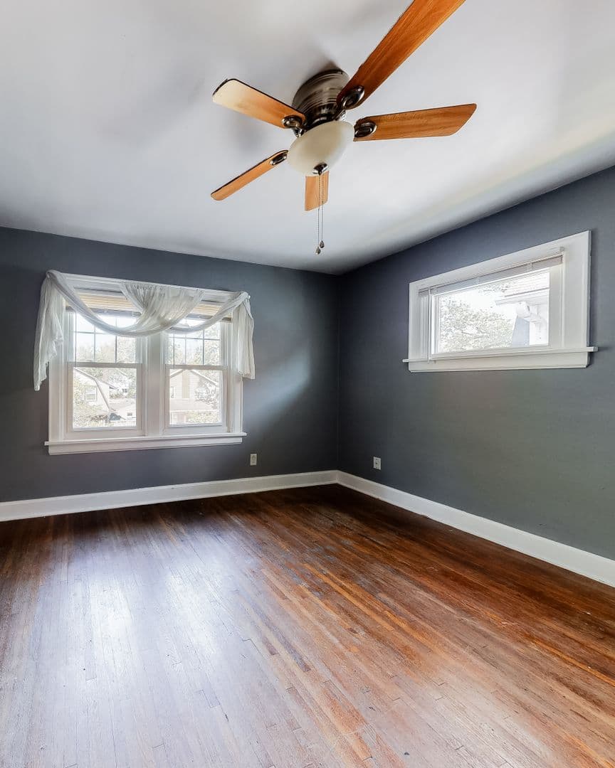 Columbus Apartment: 167-169 W California Ave