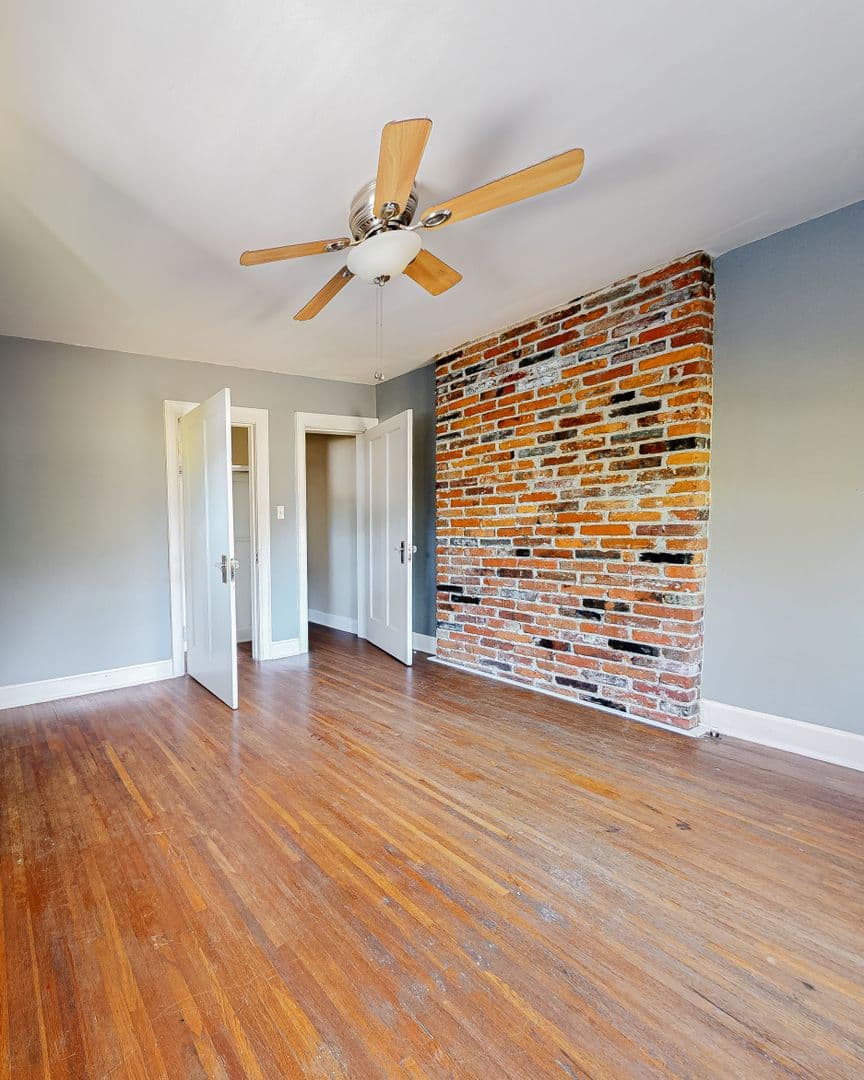 Columbus Apartment: 167-169 W California Ave