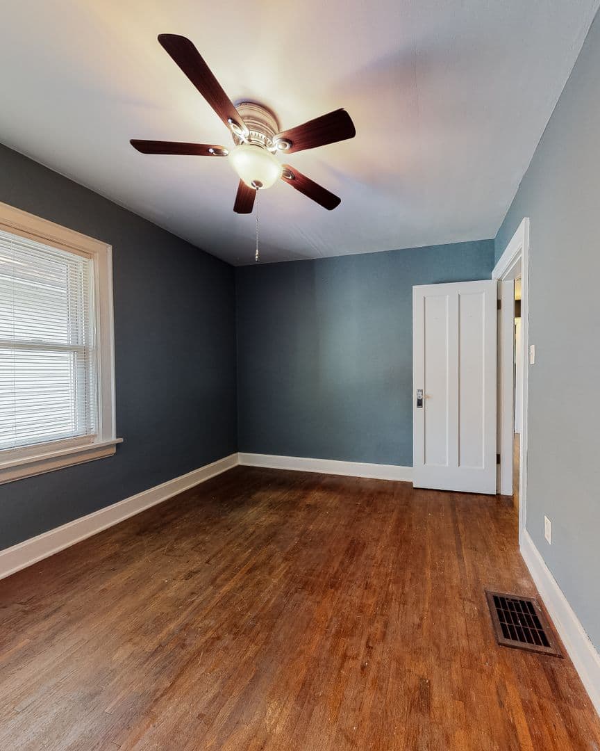 Columbus Apartment: 167-169 W California Ave