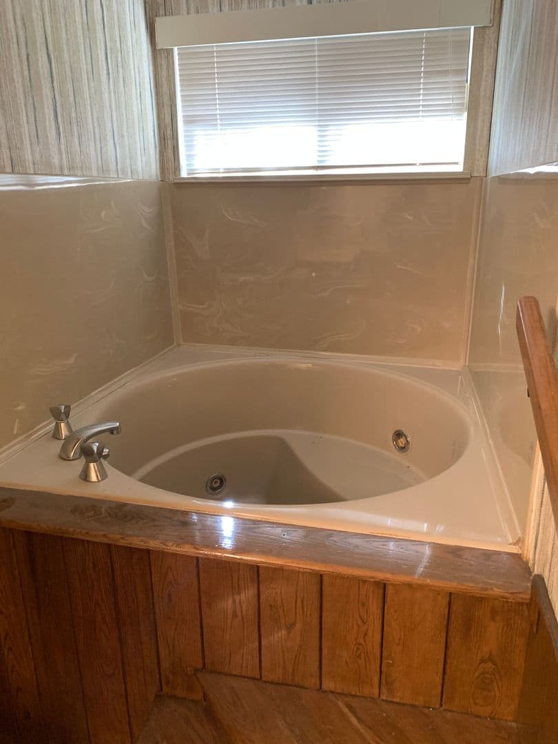 Norman House: 518 Garland Ct