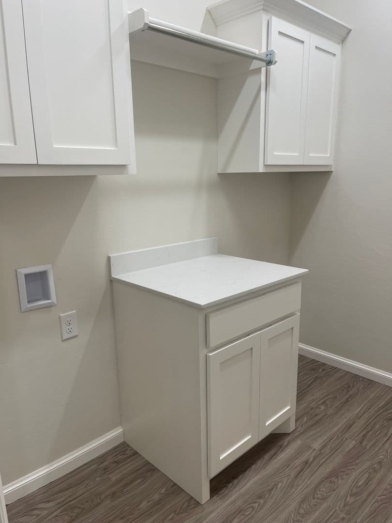 Norman House: 3337 Enclave Place
