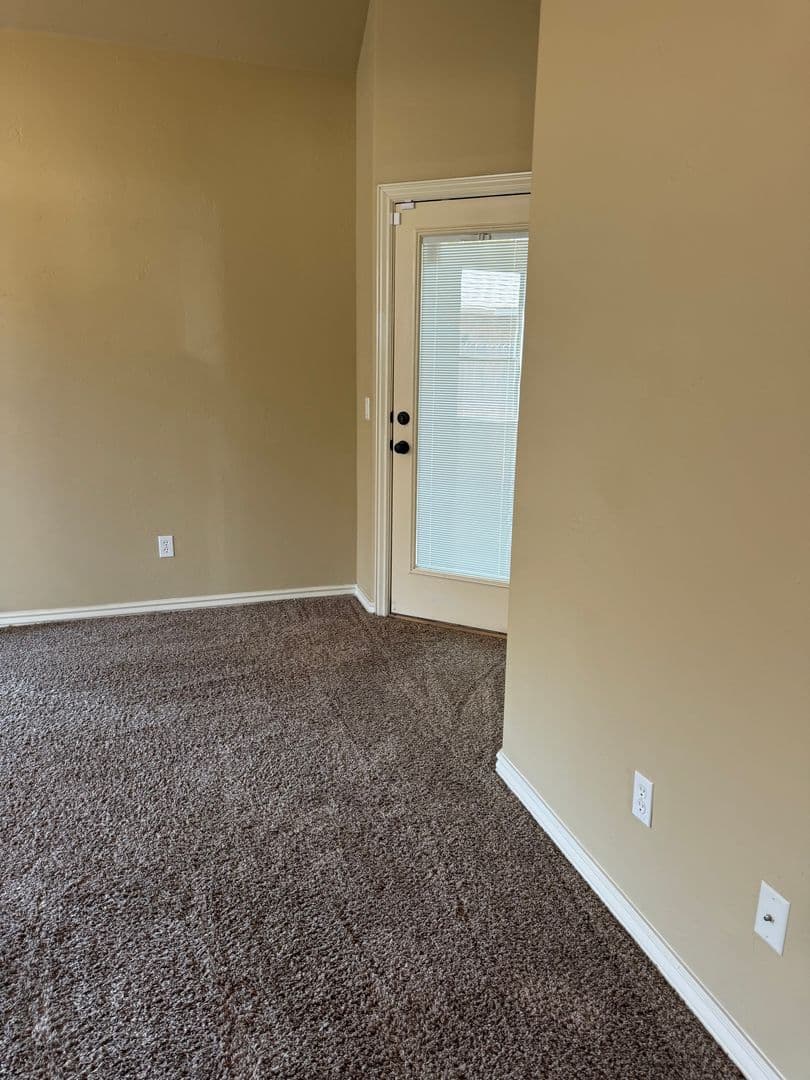 Norman House: 3216 Summit Bend