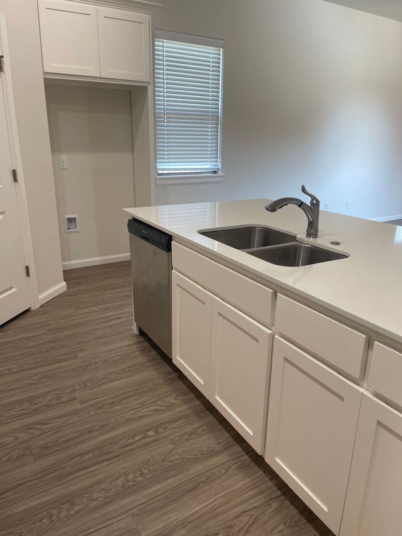 Norman House: 3337 Enclave Place