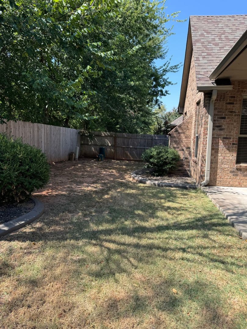 Norman House: 3216 Summit Bend
