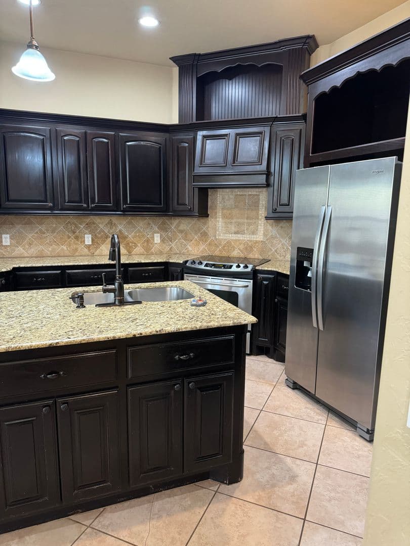 Norman House: 3216 Summit Bend