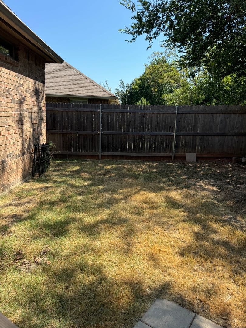 Norman House: 3216 Summit Bend