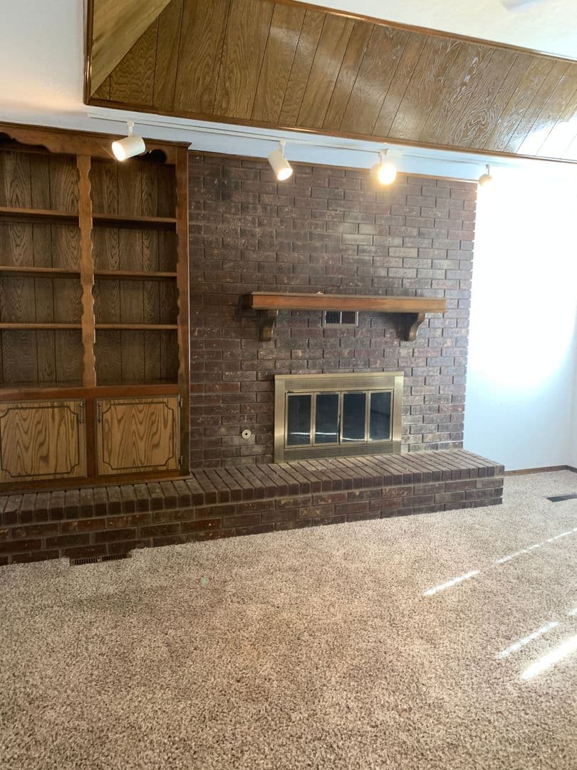 Norman House: 518 Garland Ct