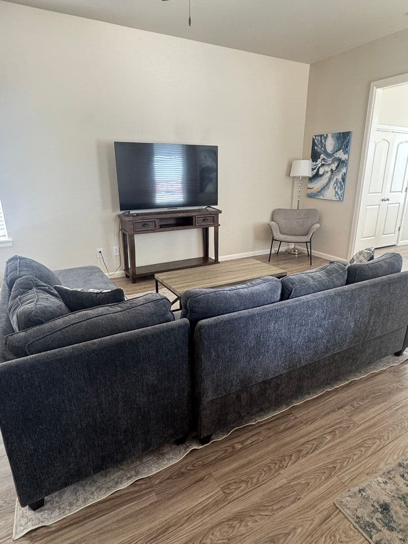 Norman House: 3427 Enclave Place