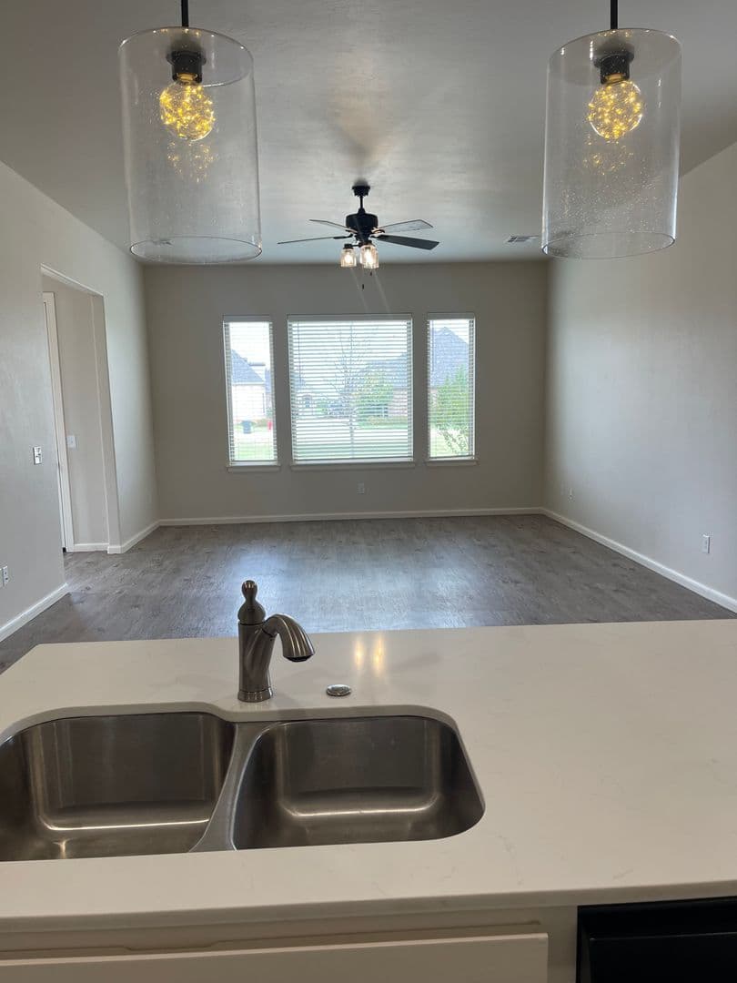 Norman House: 3325 Enclave Place