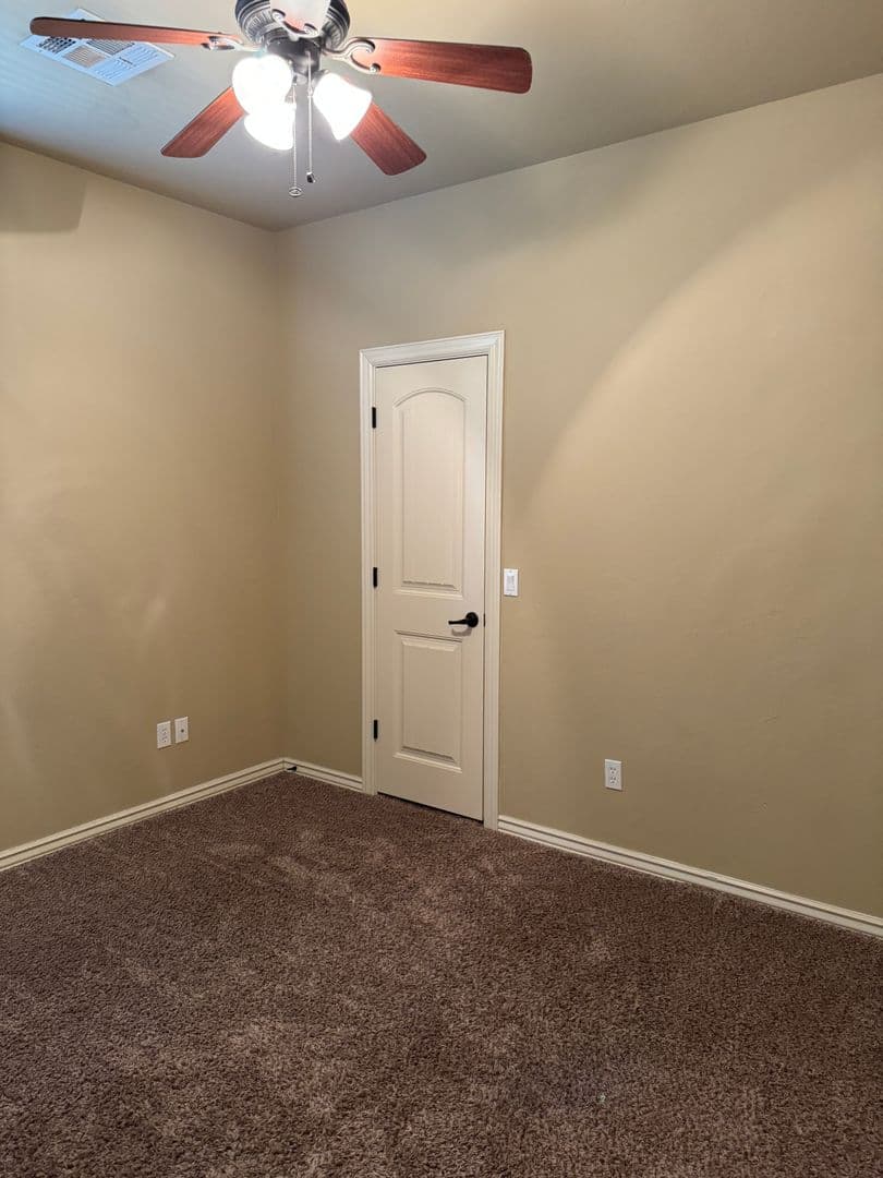 Norman House: 3216 Summit Bend