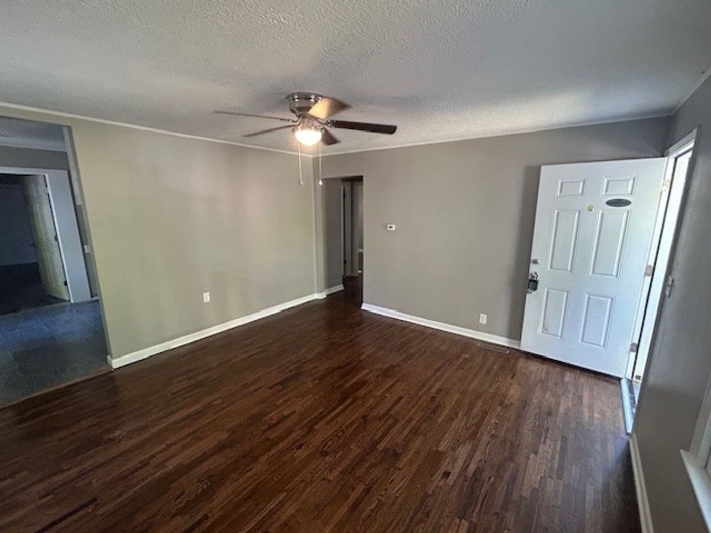 Wichita House: 840 S Pinecrest St